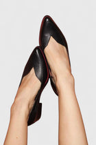 Jorlynn - Elegant Sandals – Modern Comfort with Low Heel