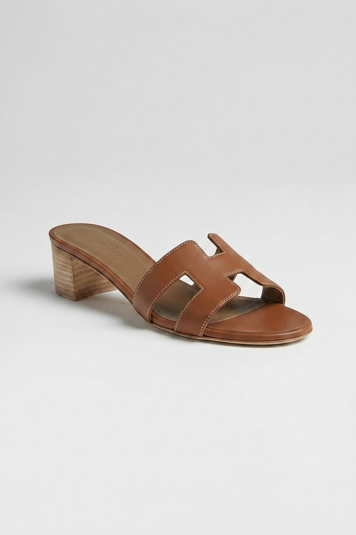 Sandals Women - Sleek Open-Toe Sandals with Ankle Strap
