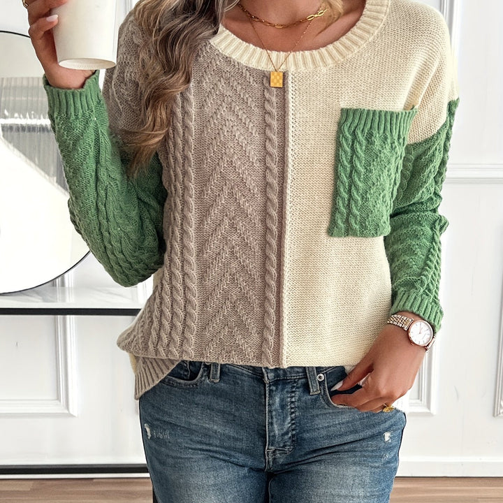 Delia | Sweater for women with round neck and pocket
