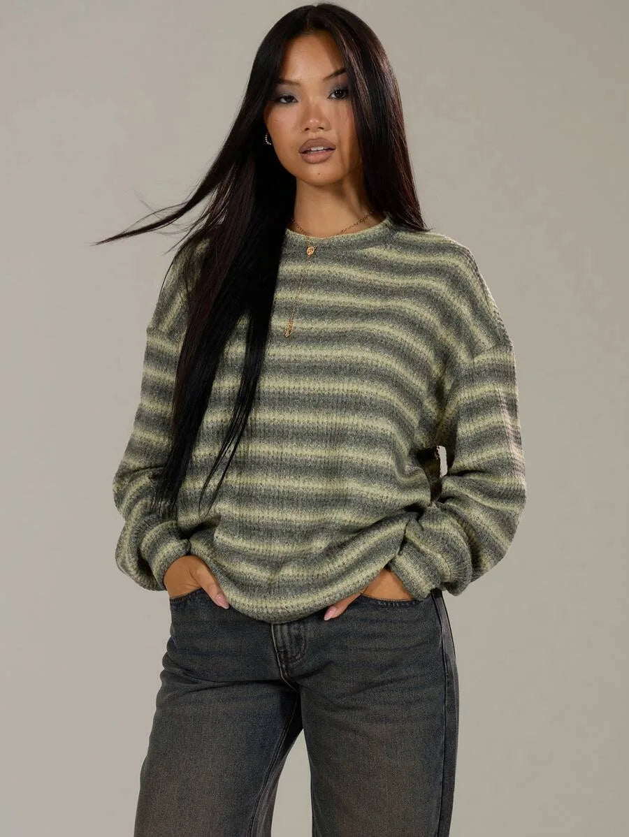 Oversized sweater with striped pattern