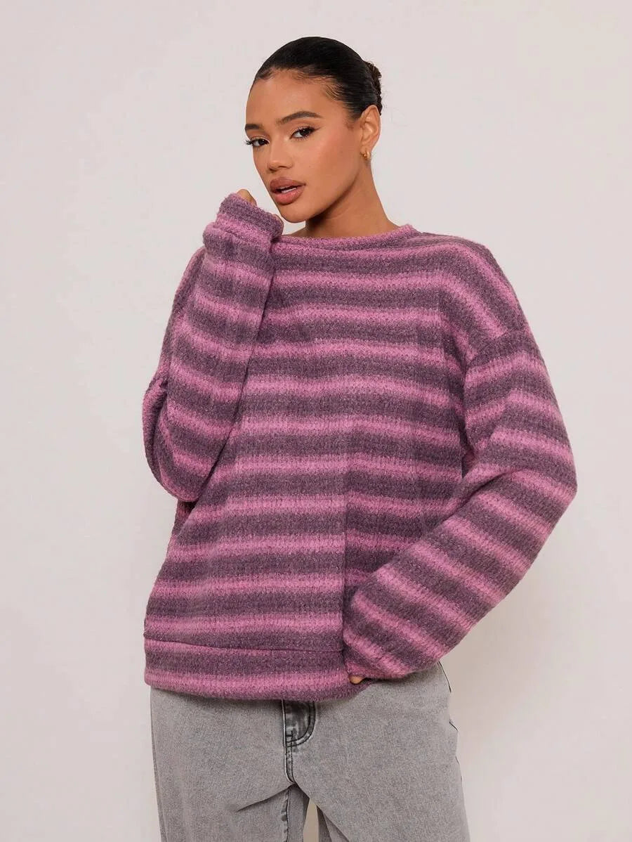 Oversized sweater with striped pattern