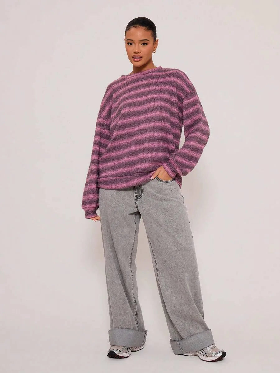 Oversized sweater with striped pattern