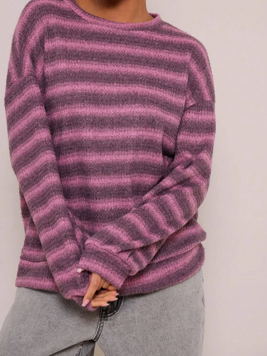 Oversized sweater with striped pattern
