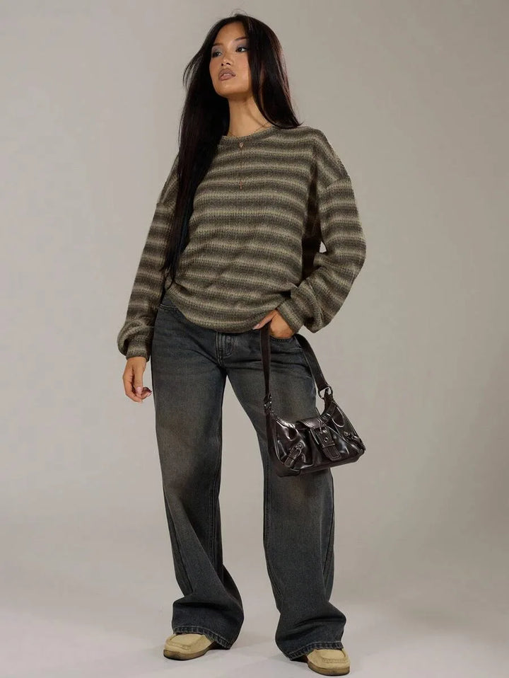 Oversized sweater with striped pattern