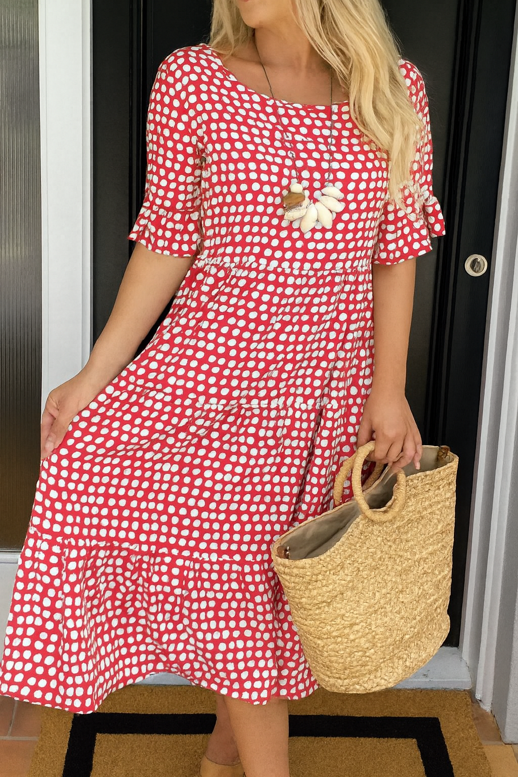 ZERELLE - Midi Dress with Short Sleeves