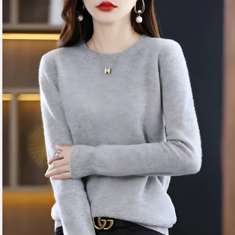 Classic Sweater with Round Neck Elegant Sweater