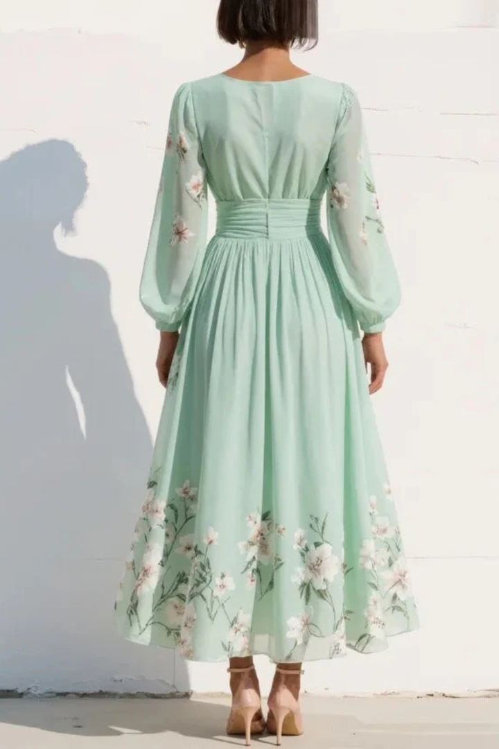 Charlotte - Stylish Flowing Midi Dress