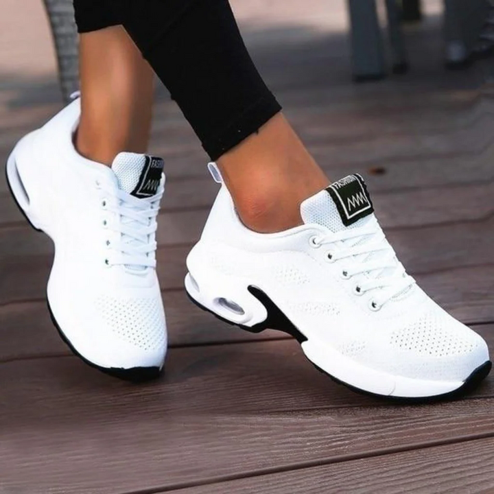 Luna | Orthopedic Running Shoes for Wide and Narrow Feet