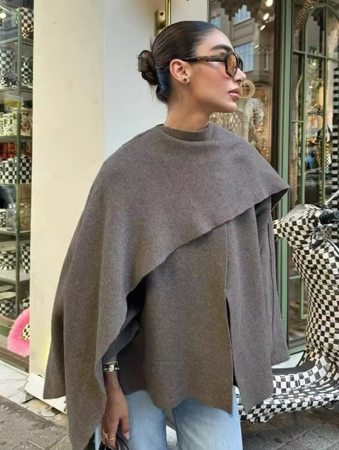 ELENA - Elegant Cape Coat