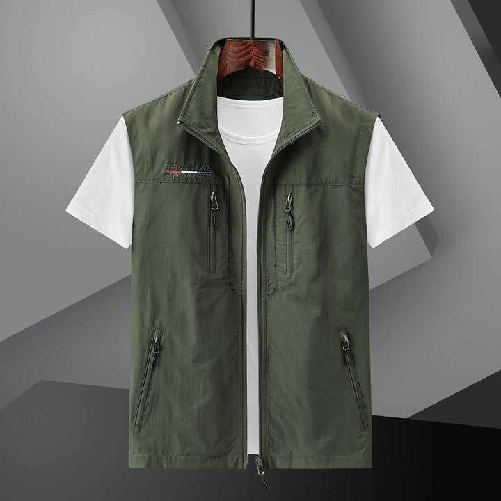 Multi-Pocket Utility Men’s Summer Travel Vest