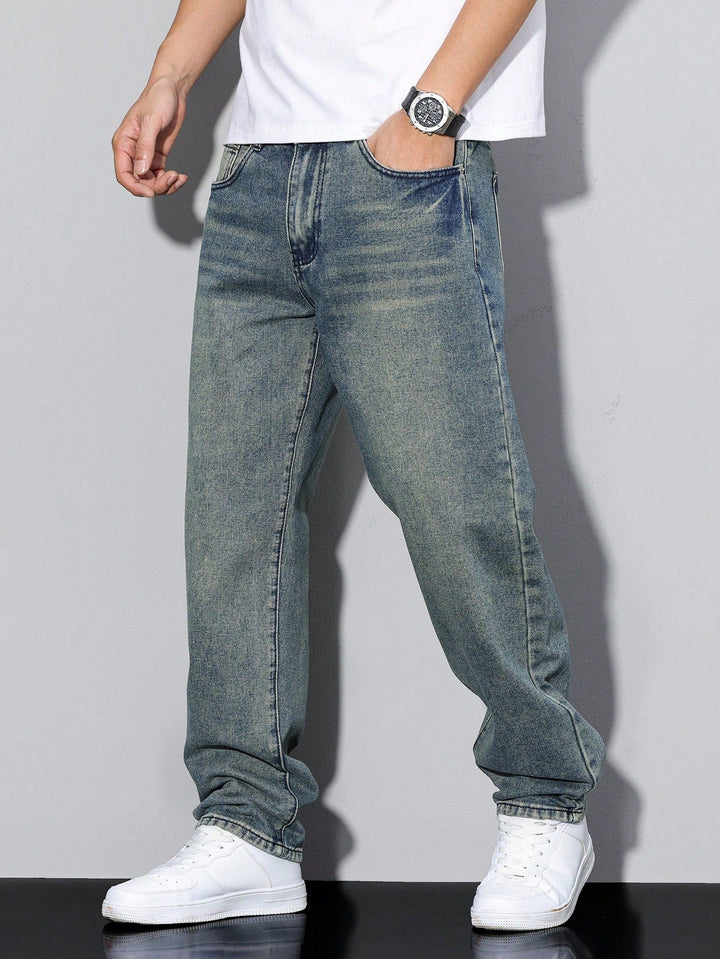 Men’s Relaxed Straight-Leg Jeans