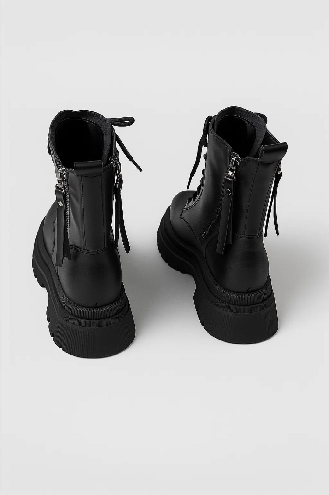 Boots Women - Platform Sole Winter Boots with Lace-Up Detail