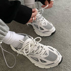 Unisex Flat Sneaker – Everyday Shoe with Lacing