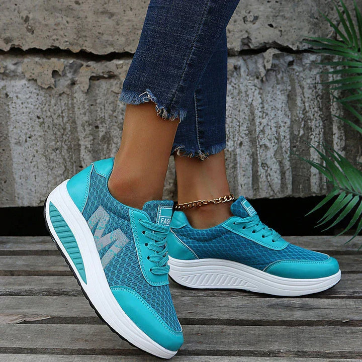 Nova | Women&