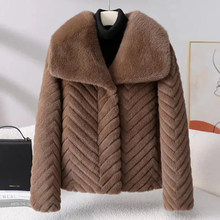 Nova | Short Faux Fur Coat for Women