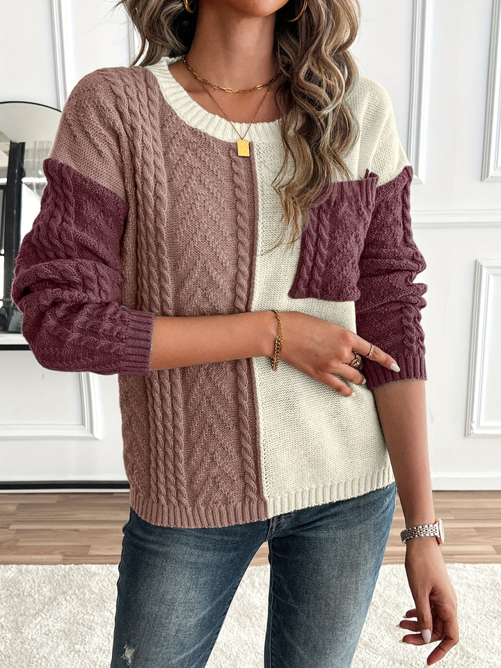 Delia | Sweater for women with round neck and pocket