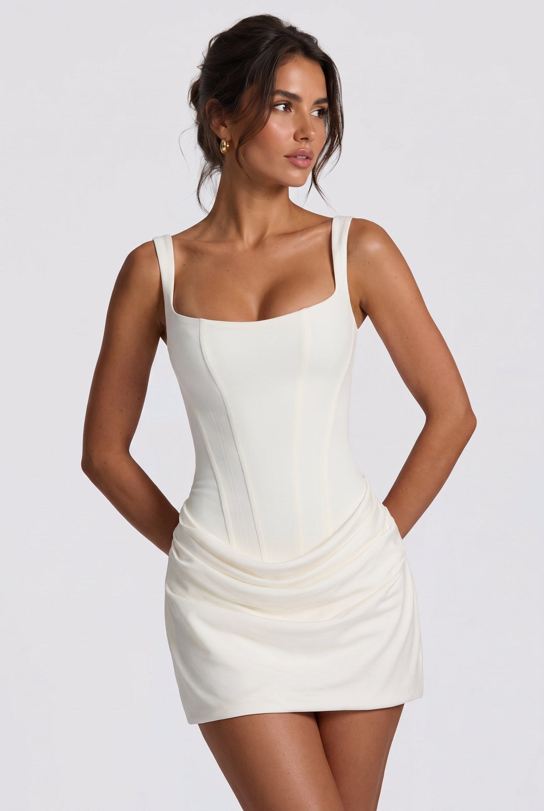 Carmen | Mini dress with structured crepe bodice
