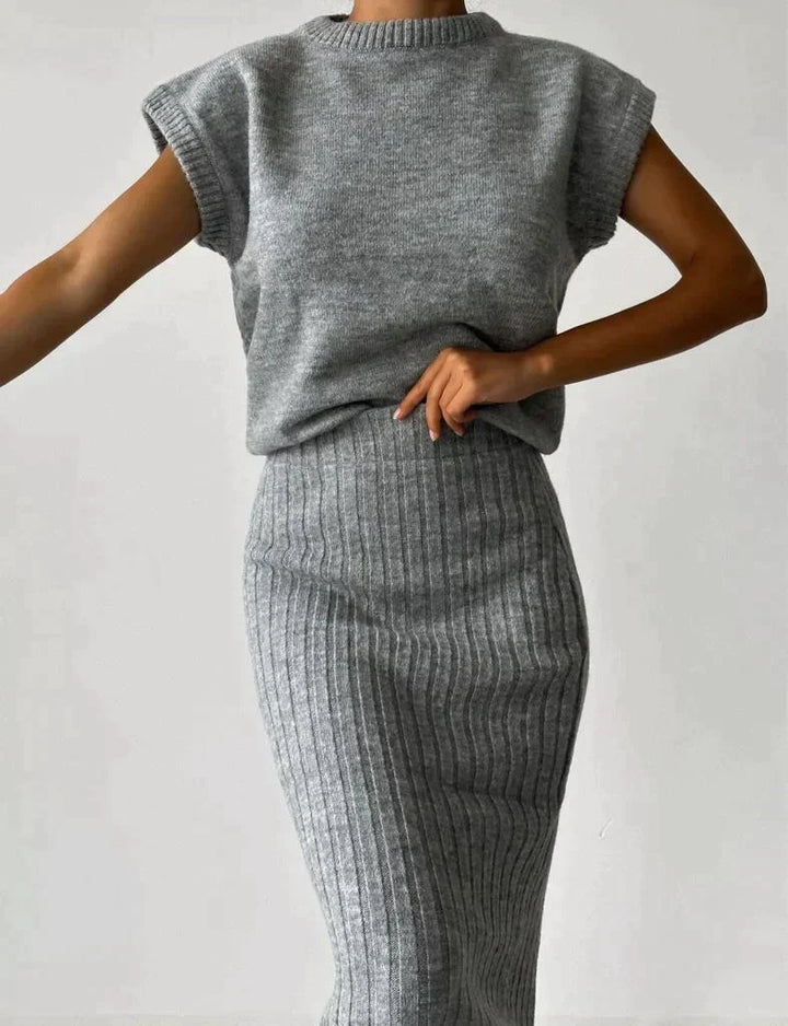 Alina Set | Knitted Winter Set with Sleeveless Sweater and Skirt in Timeless Style