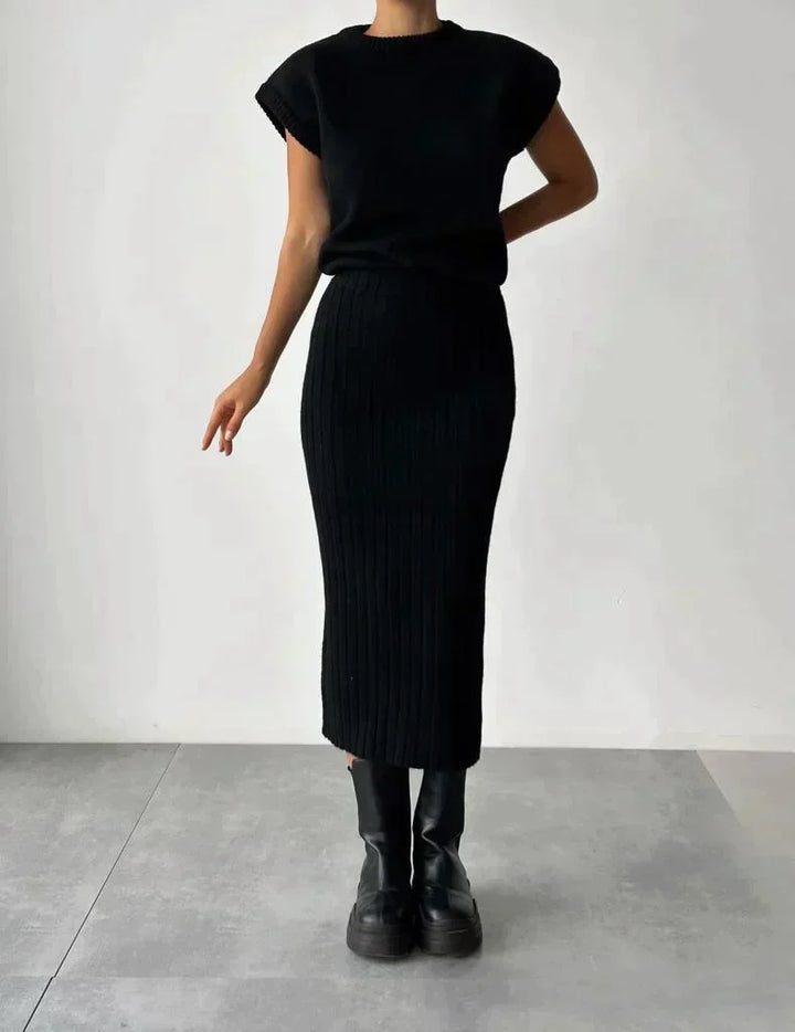 Alina Set | Knitted Winter Set with Sleeveless Sweater and Skirt in Timeless Style