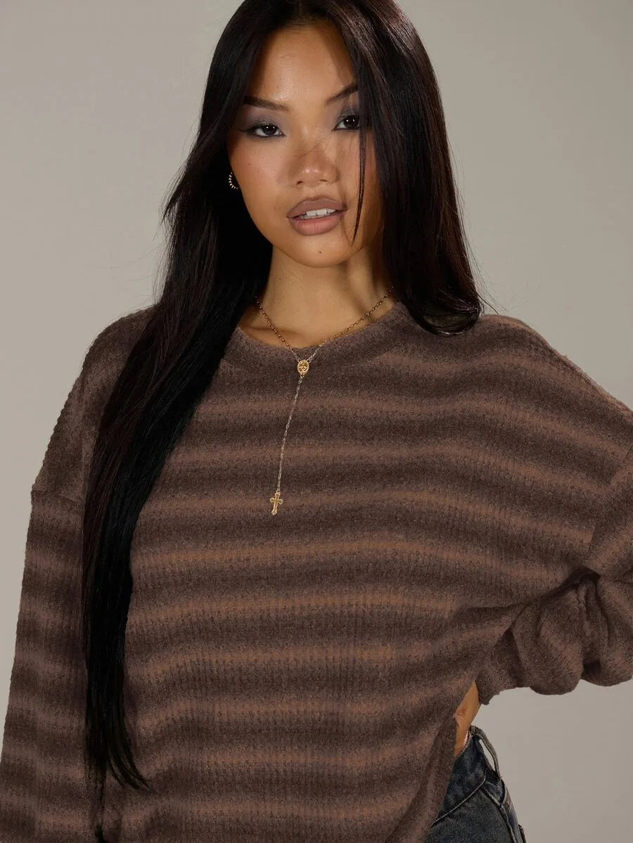 Oversized sweater with striped pattern