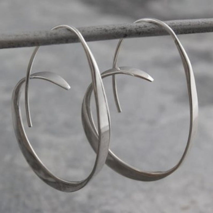 Vintage Minimalist Twisted Hoop Earrings