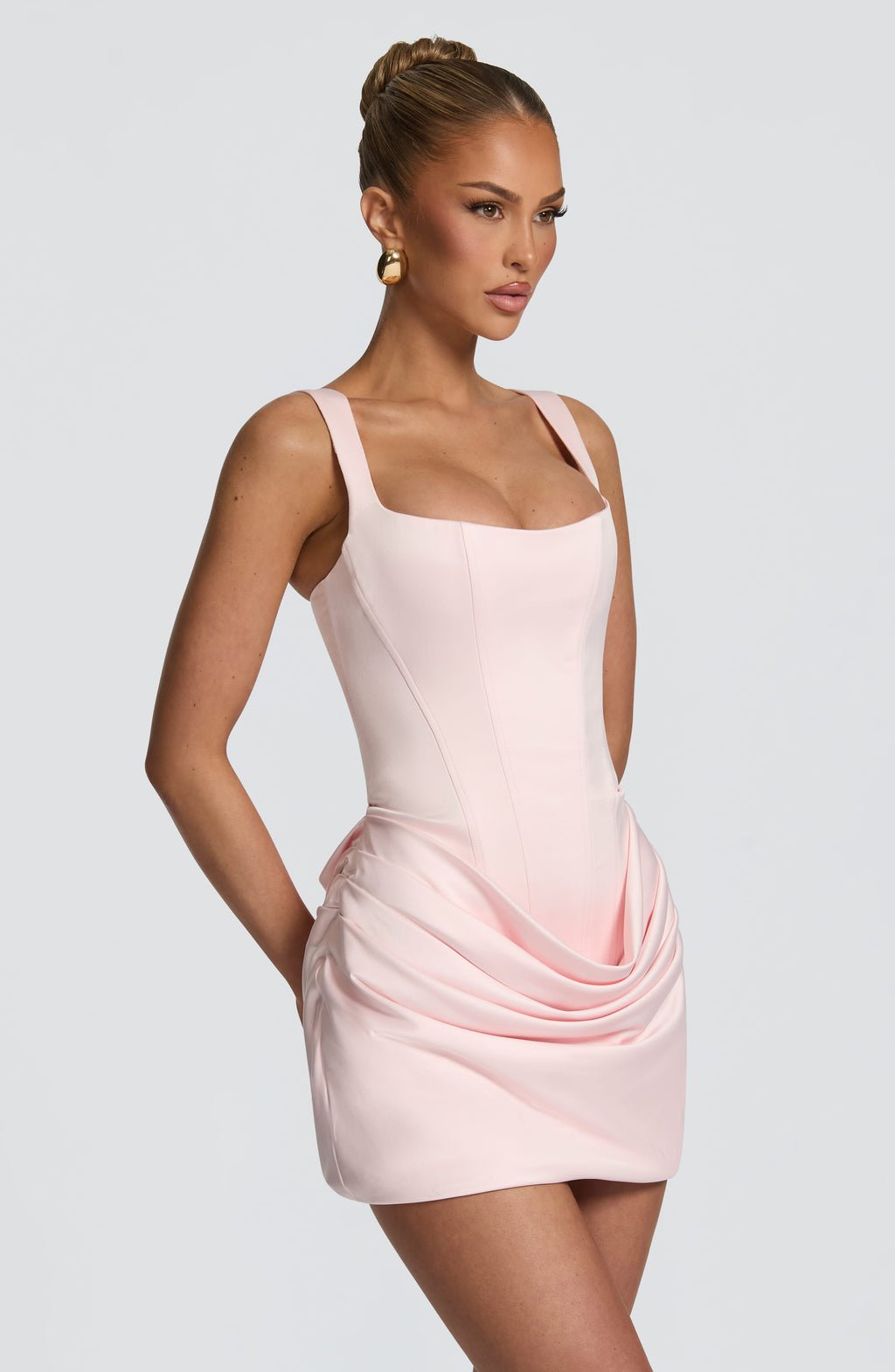 Carmen | Mini dress with structured crepe bodice
