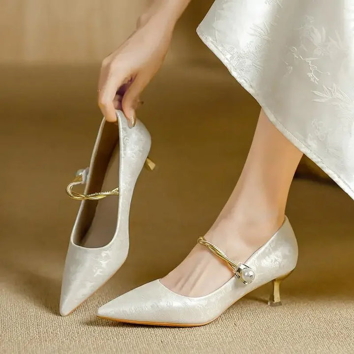 Wedding Shoes For Women | Pointed Toe Kitten Heel Pearl Strap