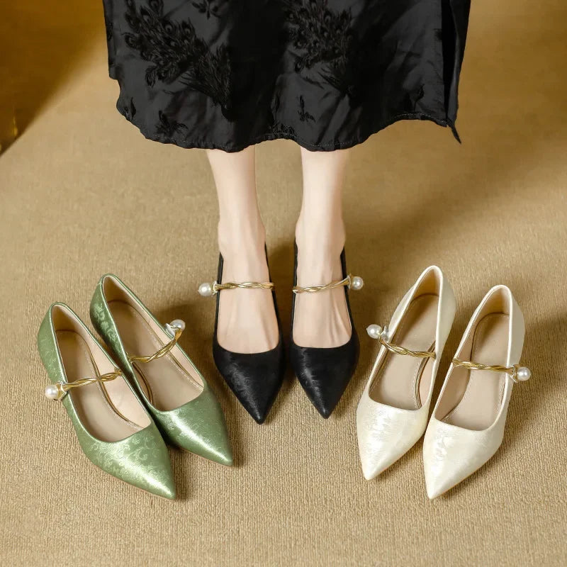 Wedding Shoes For Women | Pointed Toe Kitten Heel Pearl Strap