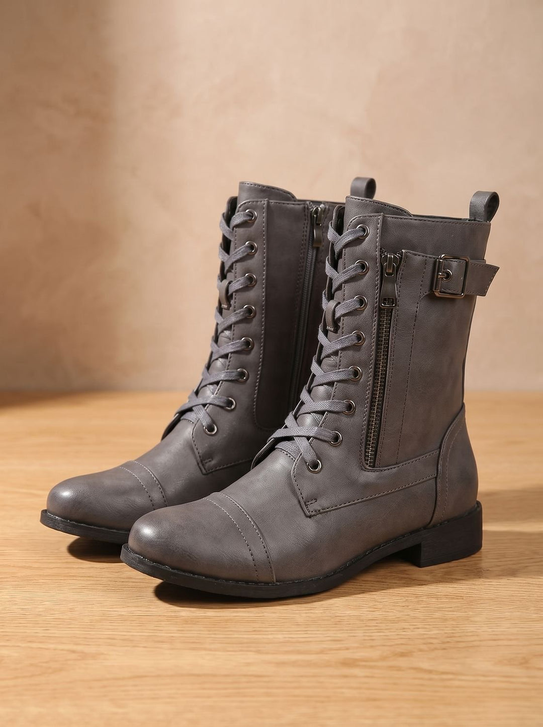 Mia | Women&