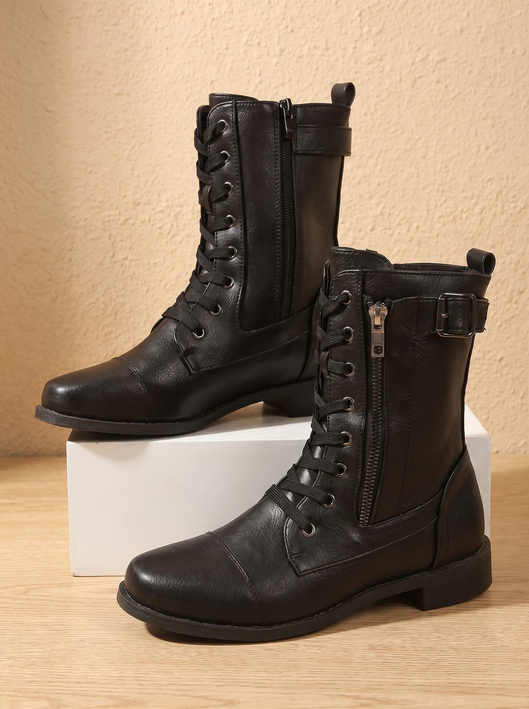 Mia | Women&