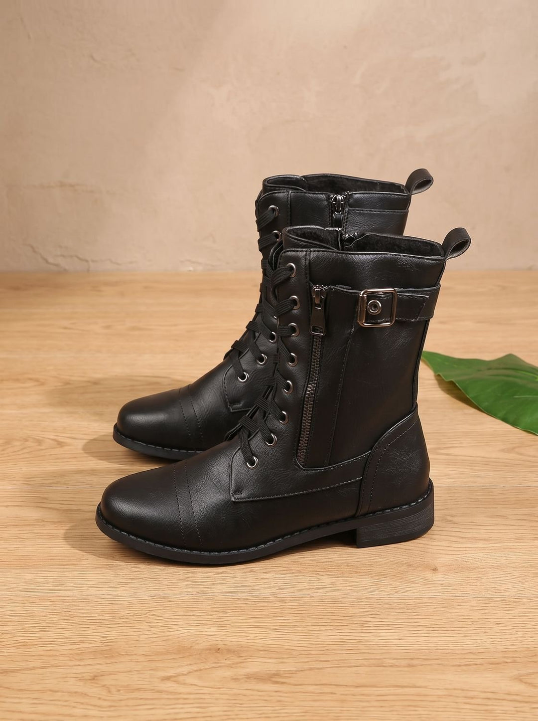 Mia | Women&